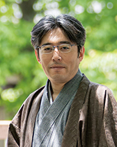 <ruby>草履<rt>ぞうり</rt></ruby>の花緒を<ruby>挿<rt>す</rt></ruby>げてみませんか？　案内人