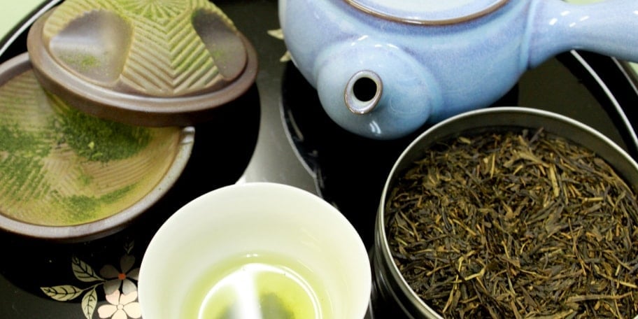 お茶をまるごと愉しむ 茶を使用した創作和菓子＆利き茶体験